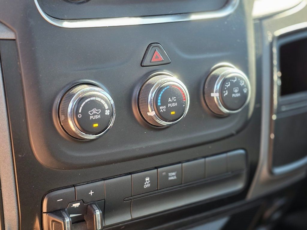 2019 Ram 1500 Classic Tradesman - 22979145 - 24