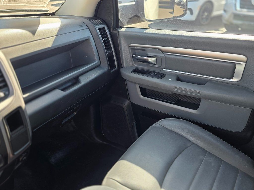 2019 Ram 1500 Classic Tradesman - 22979145 - 27