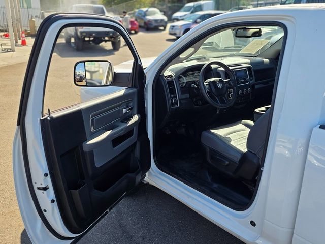 2019 Ram 1500 Classic Tradesman - 22979145 - 34