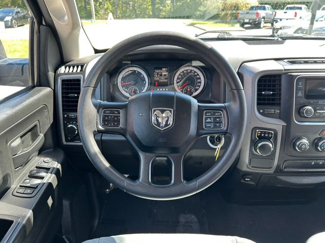 2019 Ram 1500 Classic Tradesman 4x2 Crew Cab 5'7" Box - 22925185 - 11