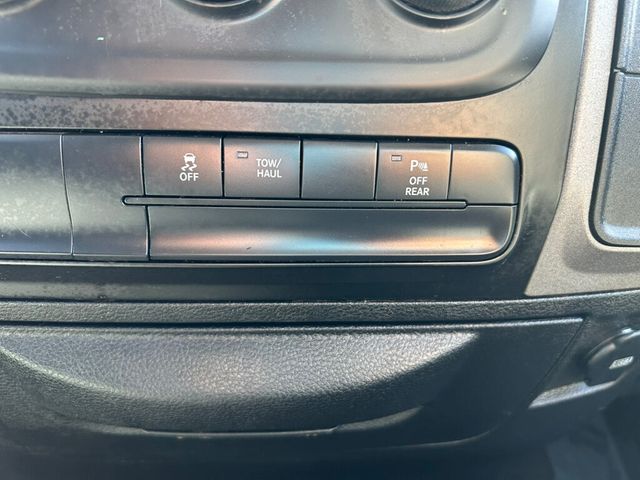 2019 Ram 1500 Classic Tradesman 4x2 Crew Cab 5'7" Box - 22925185 - 14