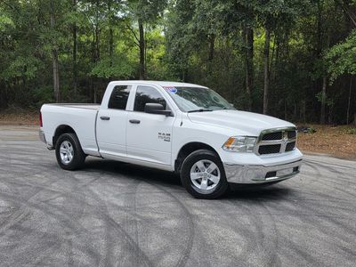 2019 Ram 1500 Classic - 1C6RR6FG4KS712742