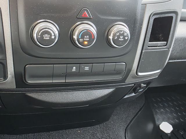 2019 Ram 1500 Classic Tradesman 4x2 Quad Cab 6'4" Box - 23023400 - 11