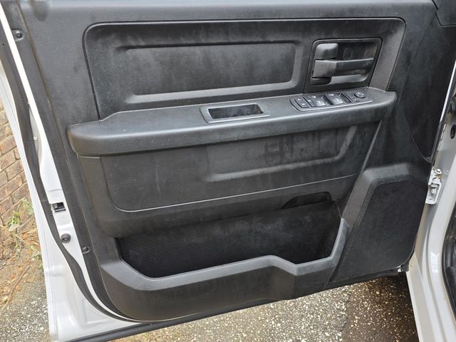 2019 Ram 1500 Classic Tradesman 4x2 Quad Cab 6'4" Box - 23023400 - 19