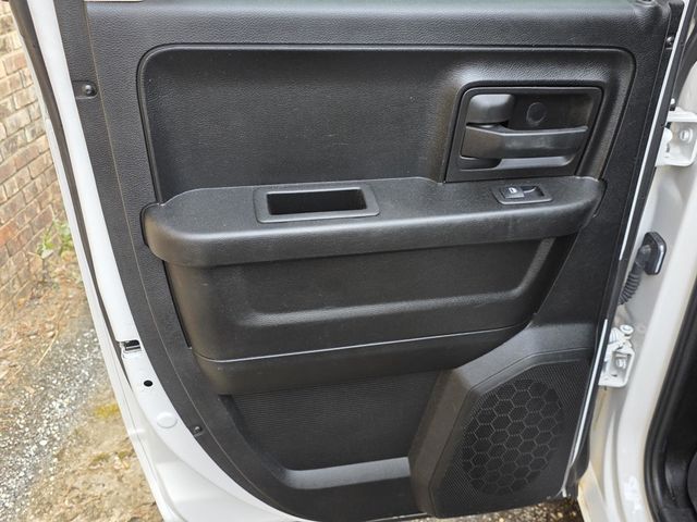 2019 Ram 1500 Classic Tradesman 4x2 Quad Cab 6'4" Box - 23023400 - 20