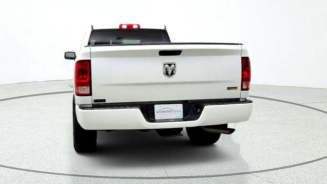 2019 Ram 1500 Classic Tradesman 4x2 Quad Cab 6'4'' Box w/ 20'' Wheels & Running Boards - 23091285 - 5