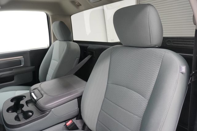 2019 Ram 1500 Classic Tradesman 4x2 Regular Cab 8' Box - 23029758 - 9