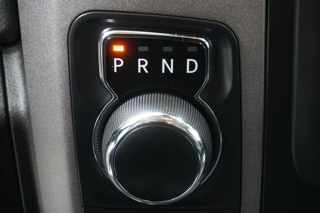 2019 Ram 1500 Classic Tradesman 4x2 Regular Cab 8' Box - 23029758 - 17