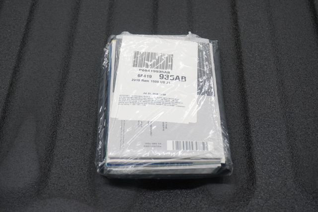2019 Ram 1500 Classic Tradesman 4x2 Regular Cab 8' Box - 23029758 - 19
