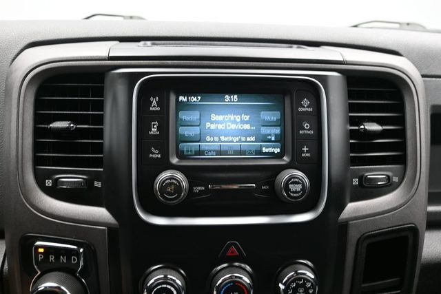 2019 Ram 1500 Classic Tradesman 4x4 Crew Cab 5'7" Box - 23004744 - 17