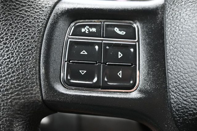 2019 Ram 1500 Classic Tradesman 4x4 Crew Cab 5'7" Box - 23004744 - 21
