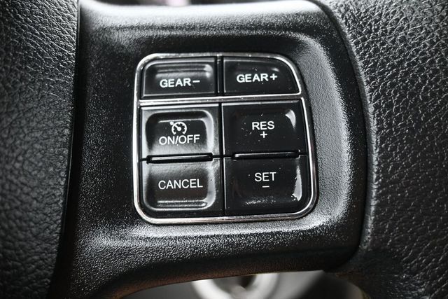 2019 Ram 1500 Classic Tradesman 4x4 Crew Cab 5'7" Box - 23004744 - 22