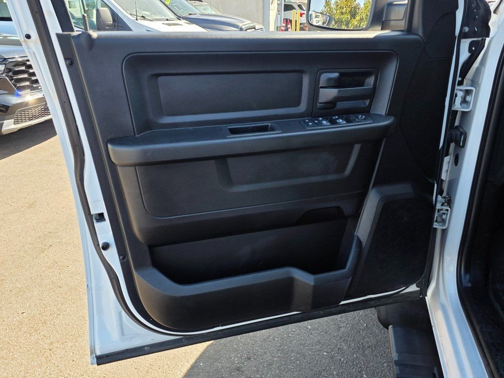 2019 Ram 1500 Classic Tradesman 4x4 Quad Cab 6'4" Box - 22941825 - 23