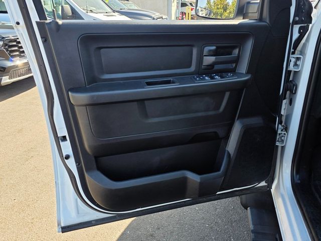 2019 Ram 1500 Classic Tradesman 4x4 Quad Cab 6'4" Box - 22941825 - 23