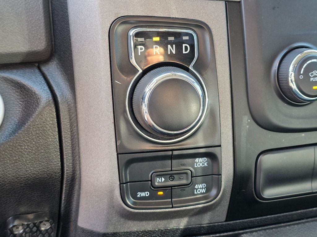 2019 Ram 1500 Classic Tradesman 4x4 Quad Cab 6'4" Box - 22941825 - 33