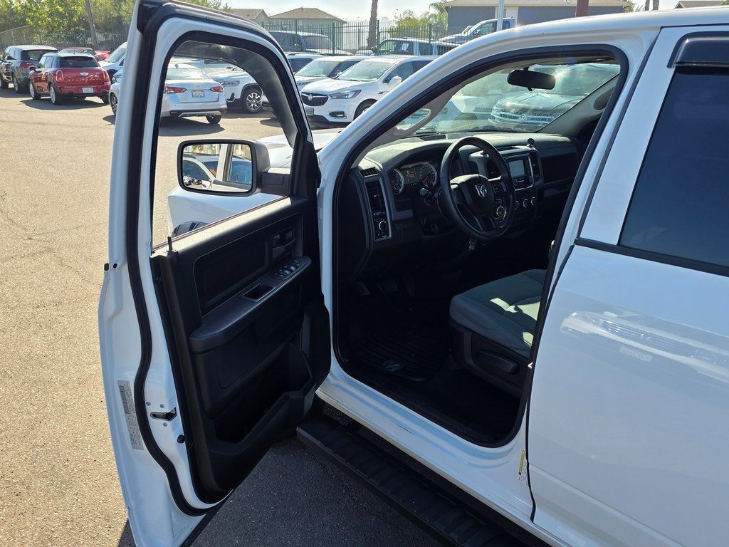 2019 Ram 1500 Classic Tradesman 4x4 Quad Cab 6'4" Box - 22941825 - 40