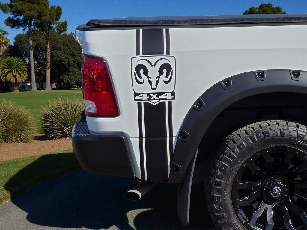 2019 Ram 1500 Classic Tradesman 4x4 Quad Cab 6'4" Box - 22941825 - 7