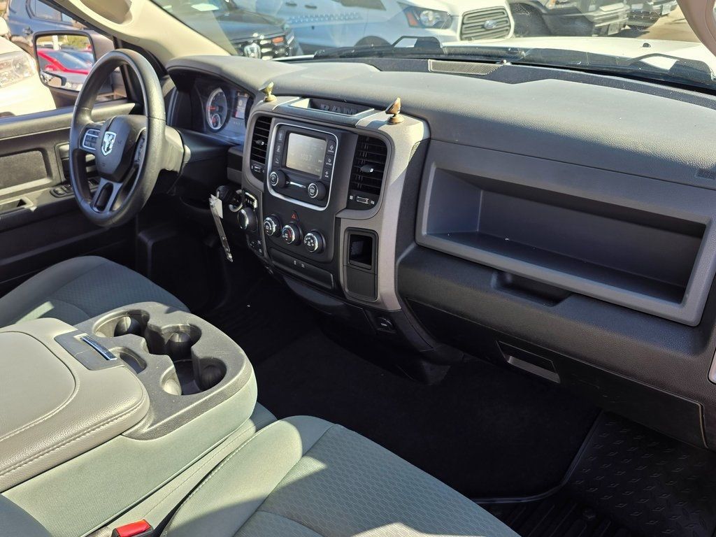 2019 Ram 1500 Classic Tradesman 4x4 Quad Cab 6'4" Box - 22941825 - 8