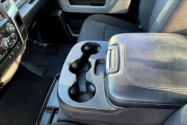 2019 Ram 1500 Classic Warlock 4x2 Crew Cab 5'7" Box - 23006910 - 29