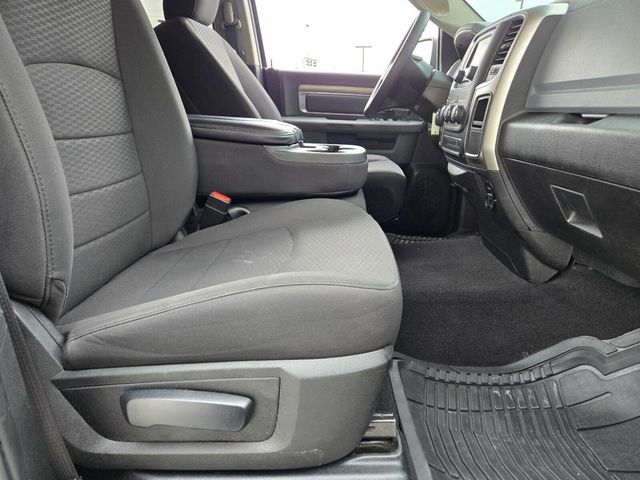 2019 Ram 1500 Classic Warlock 4x2 Quad Cab 6'4" Box - 22975325 - 11