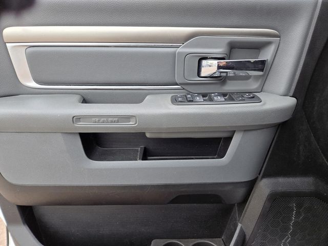 2019 Ram 1500 Classic Warlock 4x2 Quad Cab 6'4" Box - 22975325 - 13