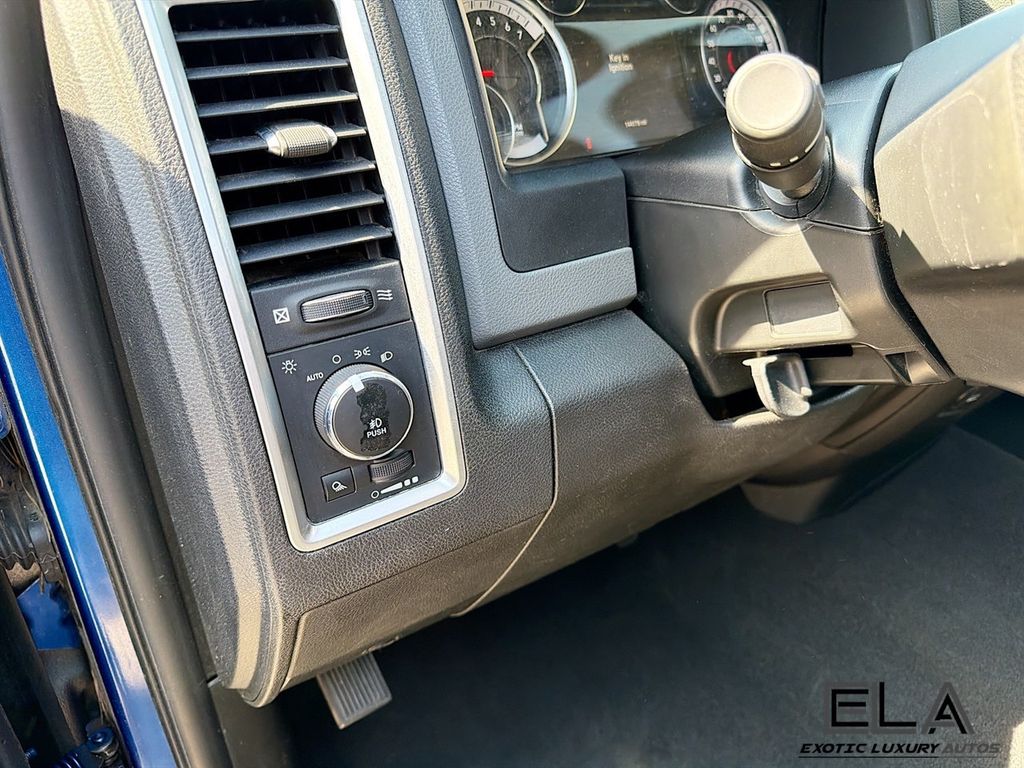 2019 Ram 1500 Classic Warlock 4x2 Quad Cab 6'4" Box - 23003762 - 10