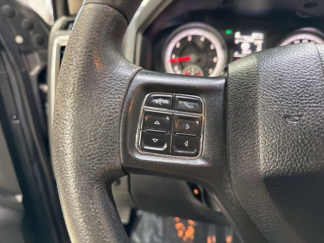 2019 Ram 1500 Classic Warlock 4x4 Quad Cab 6'4" Box - 23005908 - 16
