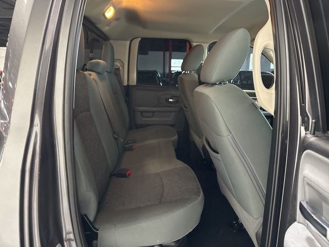 2019 Ram 1500 Classic Warlock 4x4 Quad Cab 6'4" Box - 23005908 - 37