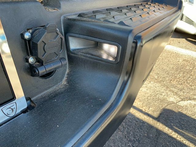 2019 Ram 2500 2500 Tradesman 4x2 Reg Cab 8' Box V8 Hemi Heavy Duty 1-Owner - 22957591 - 22