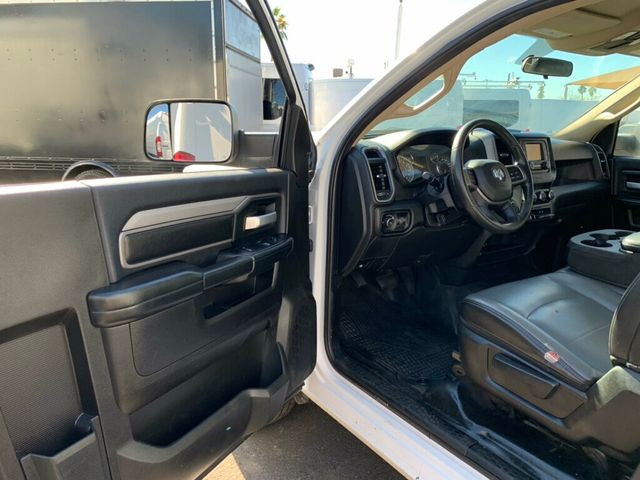 2019 Ram 2500 2500 Tradesman 4x2 Reg Cab 8' Box V8 Hemi Heavy Duty 1-Owner - 22957591 - 27