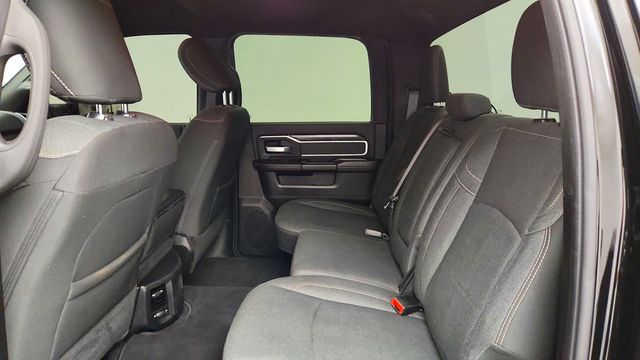 2019 Ram 2500 4WD Crew Cab 149'' Big Horn w/ Black Package & Cummins Diesel - 23098460 - 19