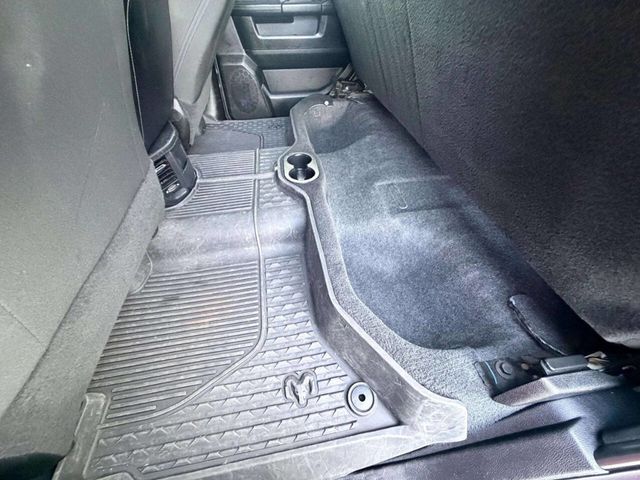 2019 Ram 2500 Big Horn 4x4 Crew Cab 6'4" Box - 23036792 - 21