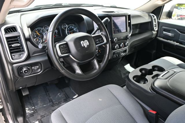 2019 Ram 2500 Big Horn 4x4 Crew Cab Rough Country Shocks - 23019317 - 10