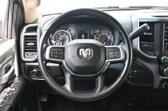 2019 Ram 2500 Big Horn 4x4 Crew Cab Rough Country Shocks - 23019317 - 12