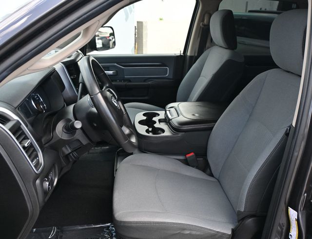 2019 Ram 2500 Big Horn 4x4 Crew Cab Rough Country Shocks - 23019317 - 15