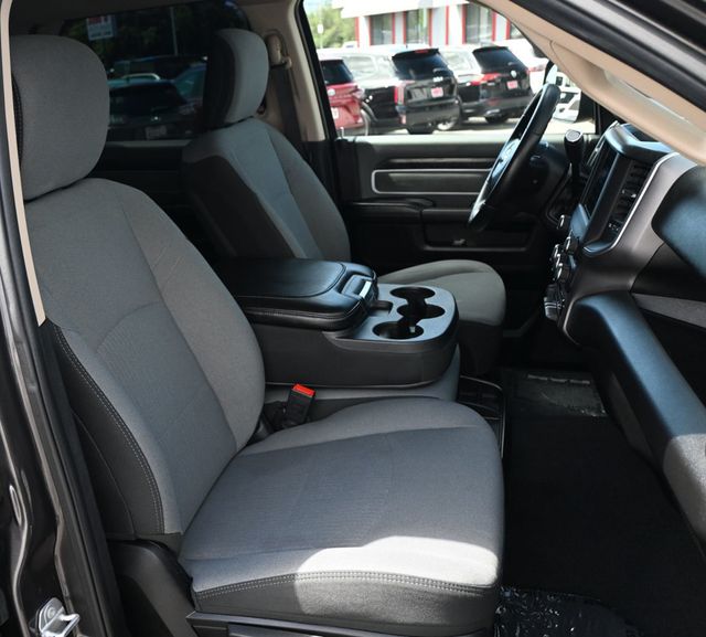 2019 Ram 2500 Big Horn 4x4 Crew Cab Rough Country Shocks - 23019317 - 17