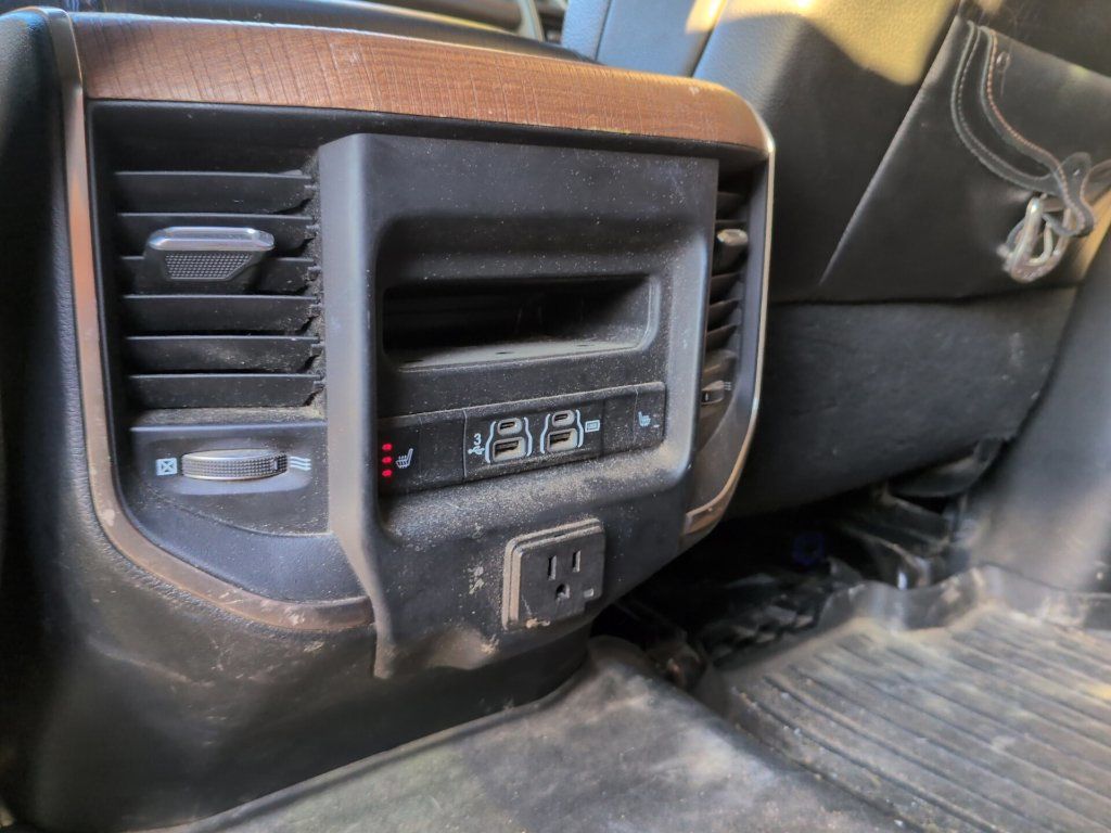 2019 Ram 2500 Longhorn 4x4 Crew Cab 6'4" Box *DELETED* - 23102136 - 33