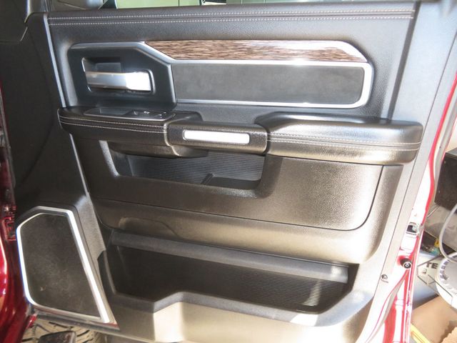 2019 Ram 2500 RAM LARAMIE 2500 LIFTED CUMMINS DIESEL 4X4 2 OWNER EXTRA CLEAN  - 22945451 - 35