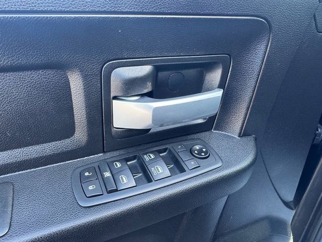 2019 Ram 2500 Tradesman 4x4 Crew Cab 6'4" Box - 22959021 - 10