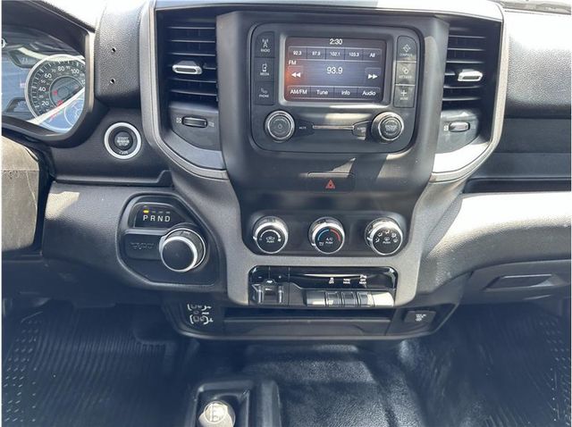 2019 Ram 2500 Crew Cab TRADESMAN LONG BED 4X4 GAS BACK UP CAM 1OWNER - 22429958 - 17