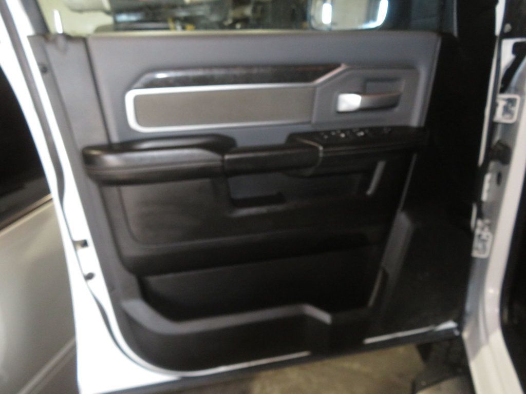 2019 Ram 3500 BIG HORN 4X4 EXTRA CLEAN LONGBED 6.4 HEMI RAM  - 22955848 - 19