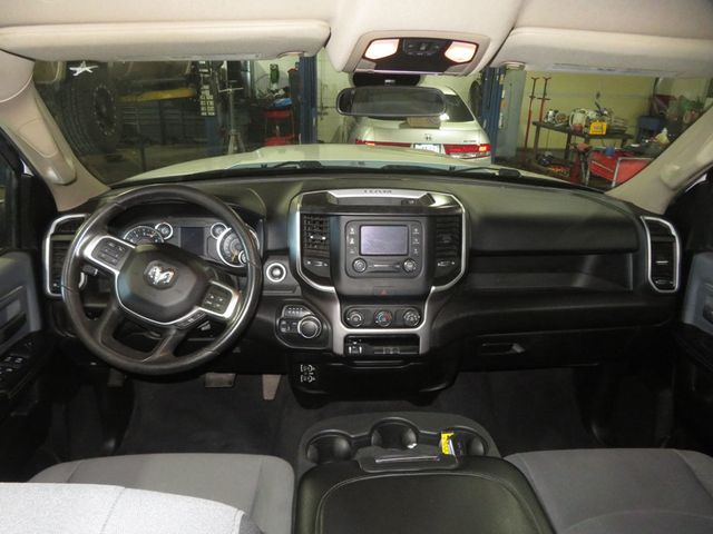 2019 Ram 3500 BIG HORN 4X4 EXTRA CLEAN LONGBED 6.4 HEMI RAM  - 22955848 - 42