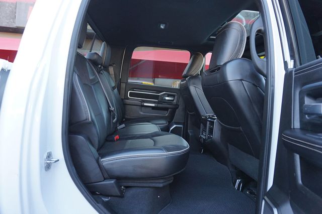 2019 Ram 3500 LARAMIE, 4X4, CUMMINS DIESEL, PREMIUM WHEELS, MOON ROOF - 23078367 - 18
