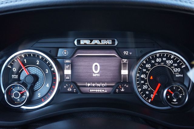 2019 Ram 3500 LARAMIE, 4X4, CUMMINS DIESEL, PREMIUM WHEELS, MOON ROOF - 23078367 - 25