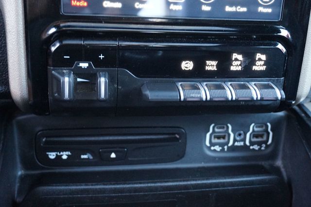 2019 Ram 3500 LARAMIE, 4X4, CUMMINS DIESEL, PREMIUM WHEELS, MOON ROOF - 23078367 - 38