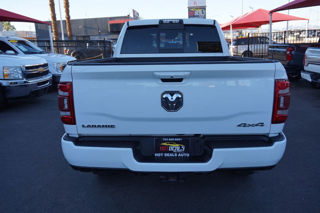 2019 Ram 3500 LARAMIE, 4X4, CUMMINS DIESEL, PREMIUM WHEELS, MOON ROOF - 23078367 - 6