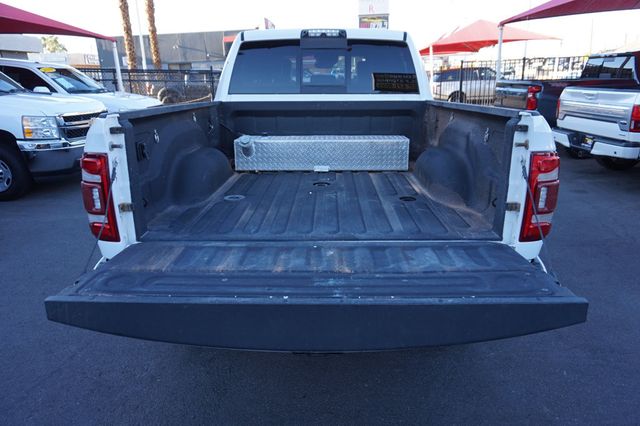 2019 Ram 3500 LARAMIE, 4X4, CUMMINS DIESEL, PREMIUM WHEELS, MOON ROOF - 23078367 - 7