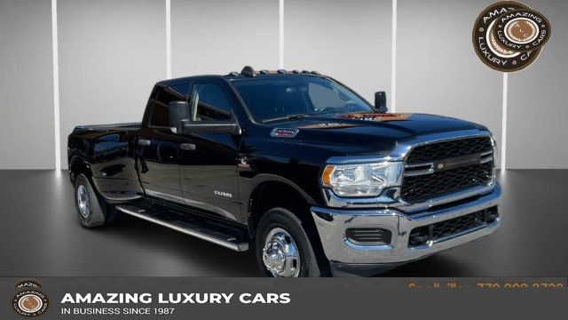 2019 Ram 3500 Tradesman 4x4 Crew Cab 8' Box - 23001184 - 0