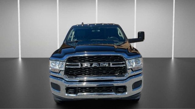 2019 Ram 3500 Tradesman 4x4 Crew Cab 8' Box - 23001184 - 1