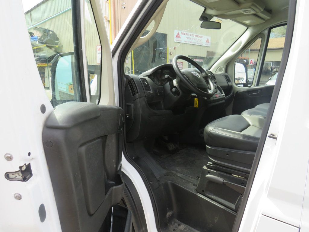 Ram Cargo Van photo 9
